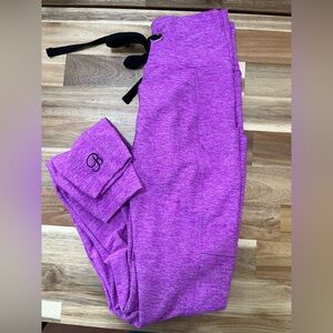 Bombshell Sportswear THRIVE LEGGINGS size small
